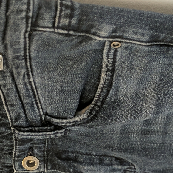 BCBG MaxAzria Straight leg jean size 30 - Picture 10 of 13